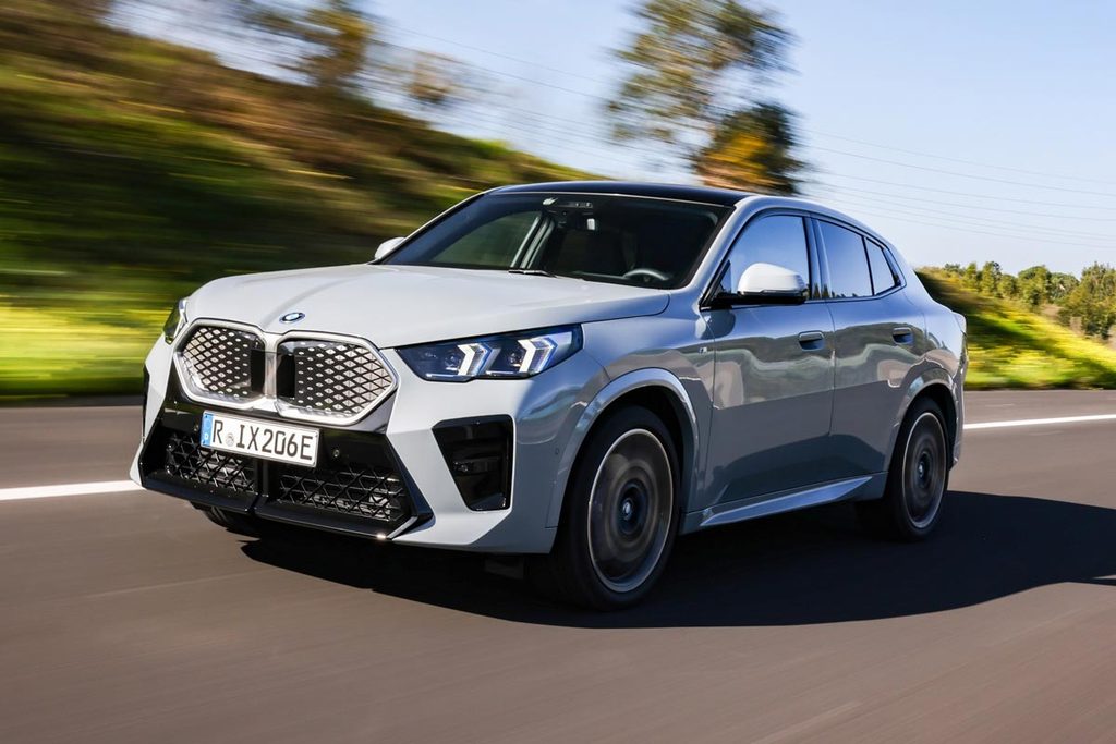 BMW iX2 20e M Sport 204 ch électrique - LLD sans apport - Vue avant