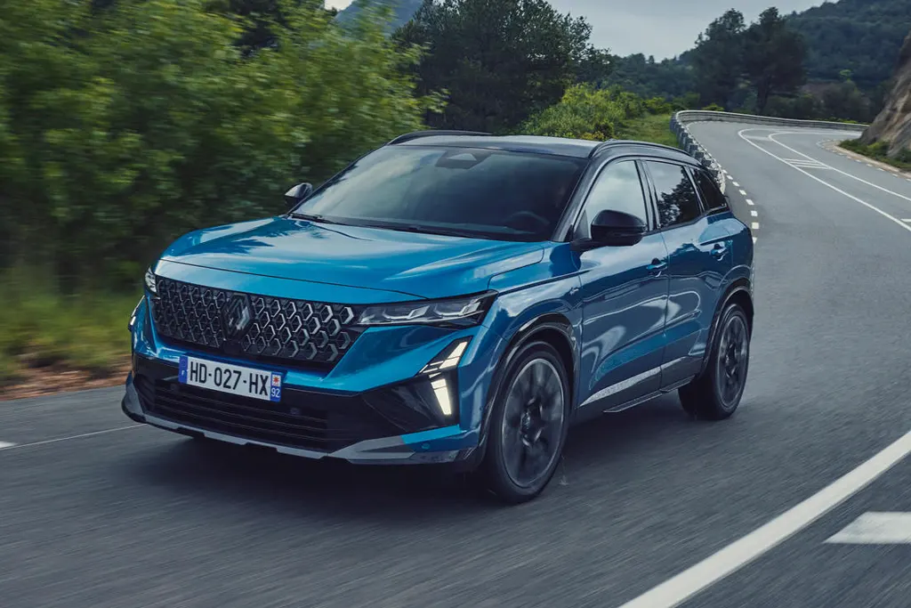Renault Austral Hybribe
Techno 200 ch, face avant, en lld sans apport sur Louermoinscher