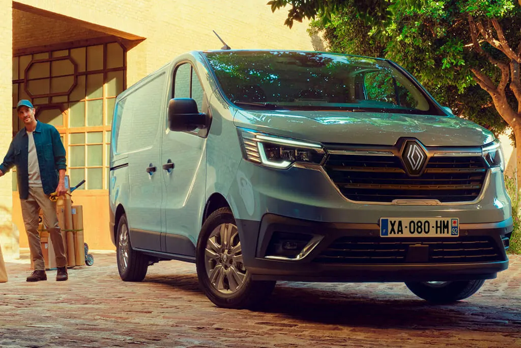Renault Trafic L1H1
Blue dCi 130ch, face avant, en lld sans apport sur Louermoinscher