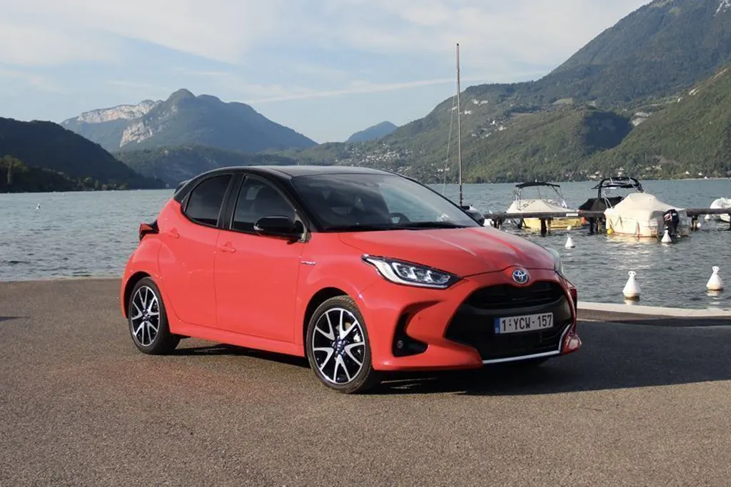 Toyota Yaris Dynamic Business
116 ch hybride, face avant, en lld sans apport sur Louermoinscher